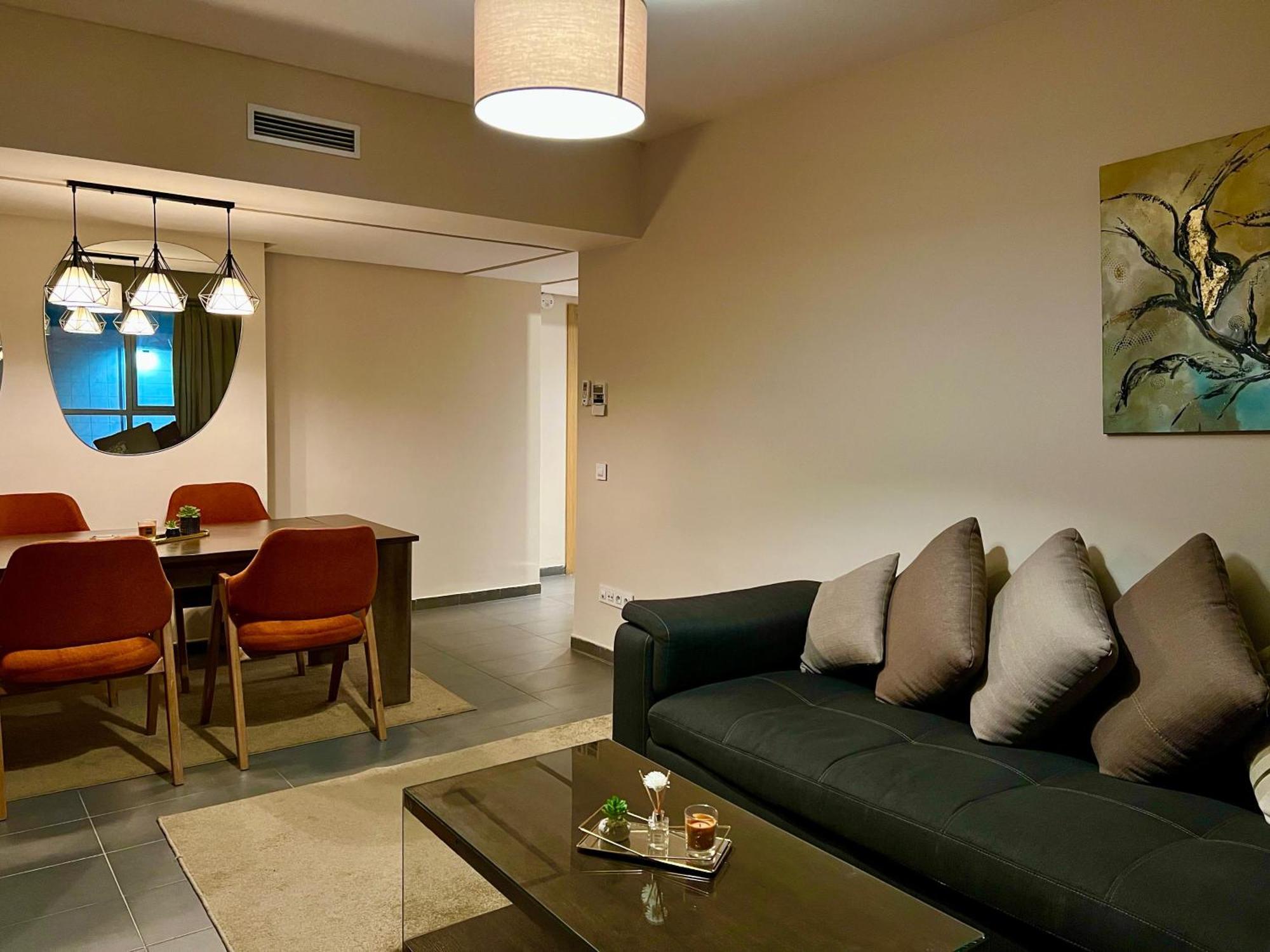 Comfortable 2 Bedrooms - Hilton Center View * Tanger
