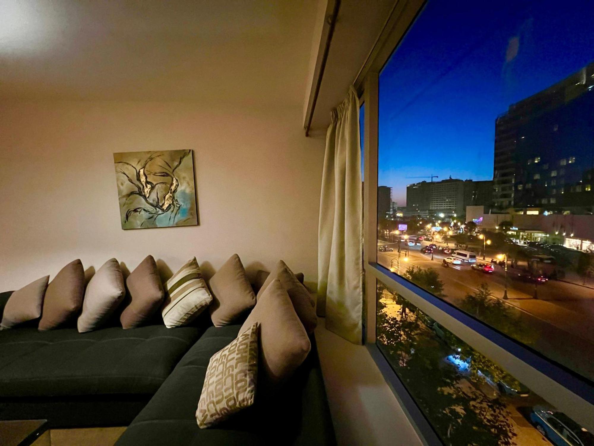 Appartement Comfortable 2 Bedrooms - Hilton Center View *