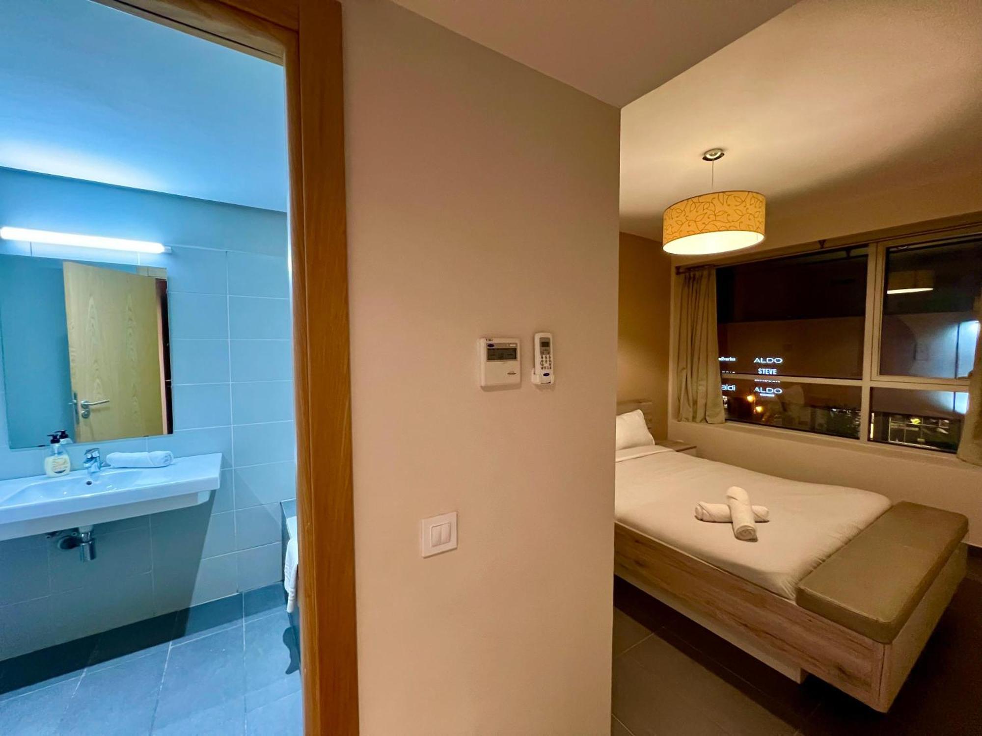 Comfortable 2 Bedrooms - Hilton Center View Appartement Tanger