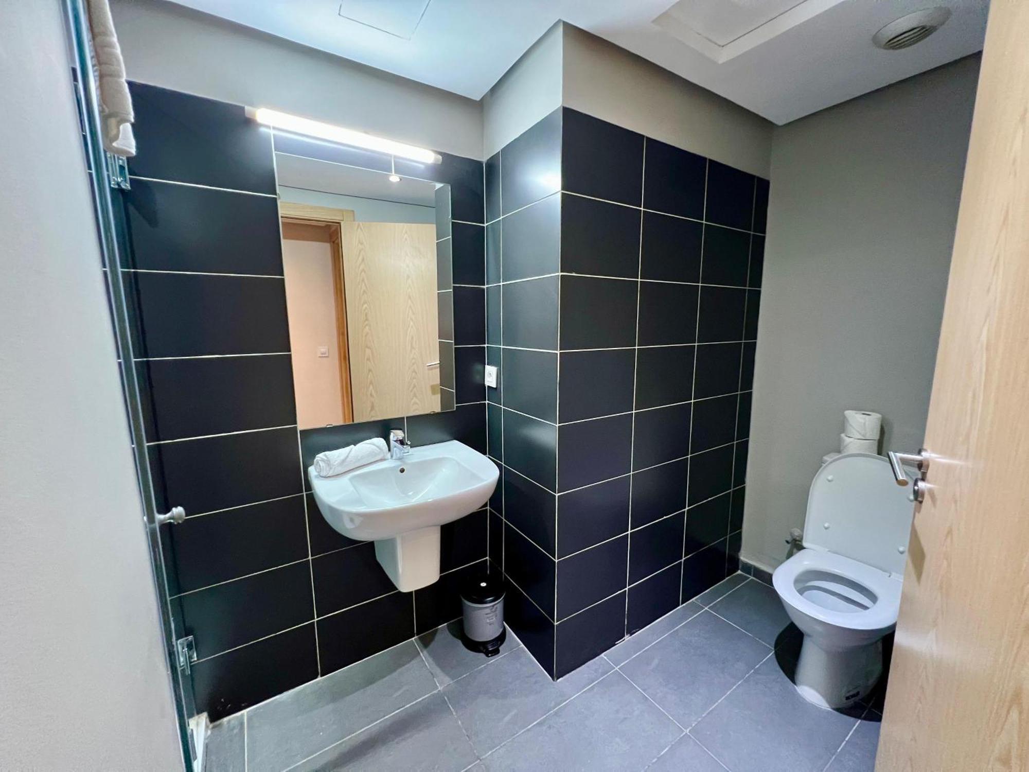 Comfortable 2 Bedrooms - Hilton Center View * Tanger